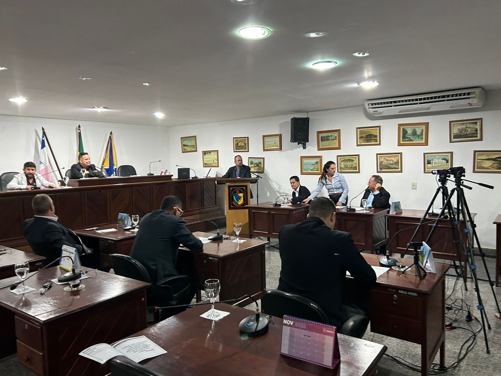 RESUMO DA SESSÃO ORDINÁRIA DO DIA 28 DE NOVEMBRO DE 2023