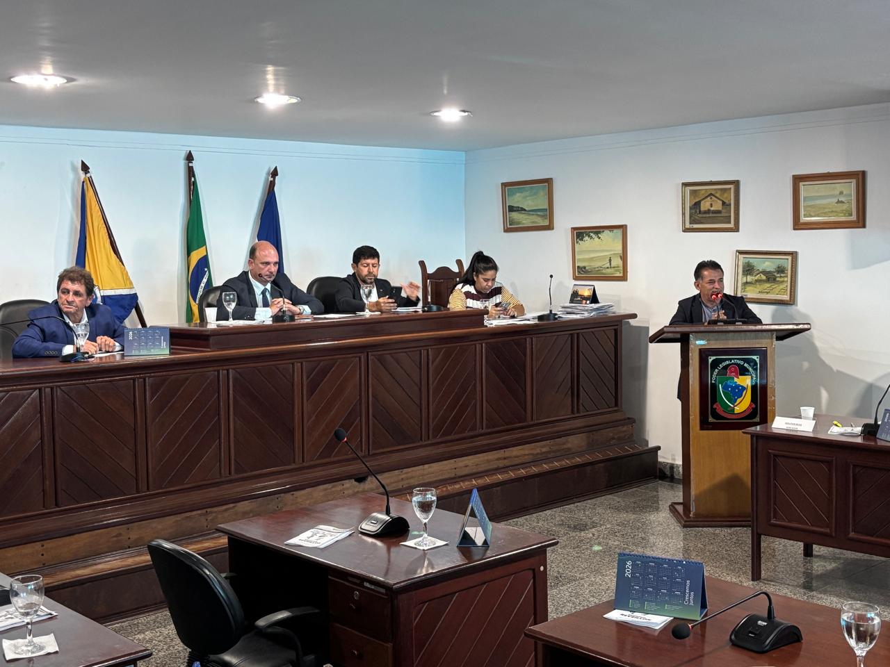 Foto da notícia: RESUMO DA SESSÃO EXTRAORDINÁRIA DO DIA 31 DE DEZEMBRO DE 2025